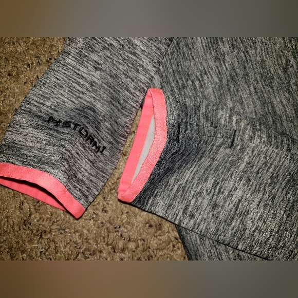 Womans Under Armour Hooded Sweatshirt - Picture 4 of 5